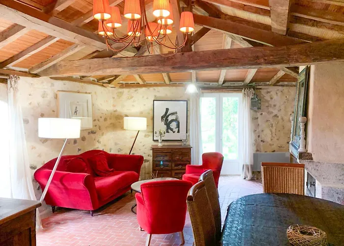 Semesterbostad Le Clos Des Ecorcins - Terrasse - Parking Prive Saint-Amand-sur-Sevre