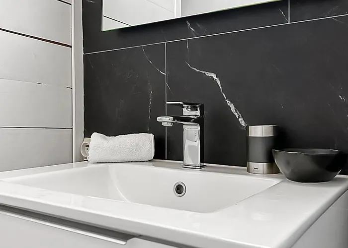 Semesterbostad Le Clos Des Ecorcins - Terrasse - Parking Prive Saint-Amand-sur-Sevre