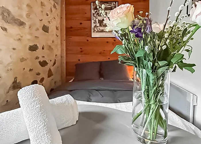 Semesterbostad Le Clos Des Ecorcins - Terrasse - Parking Prive *