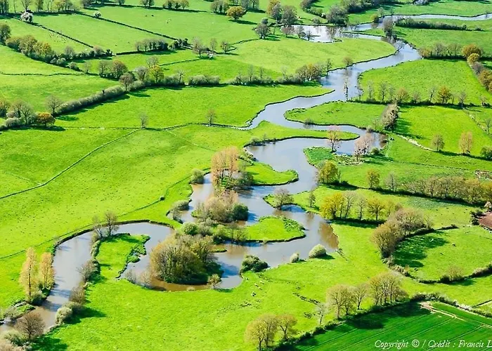 Semesterbostad Le Clos Des Ecorcins - Terrasse - Parking Prive